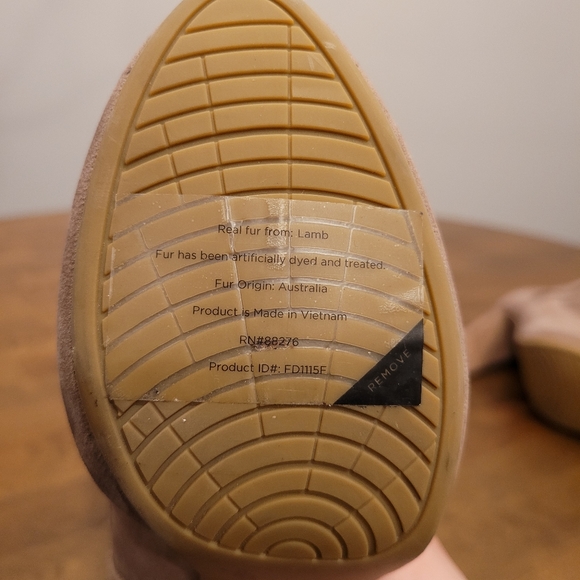 Ugg Athena High Heel Boot - Picture 8 of 10